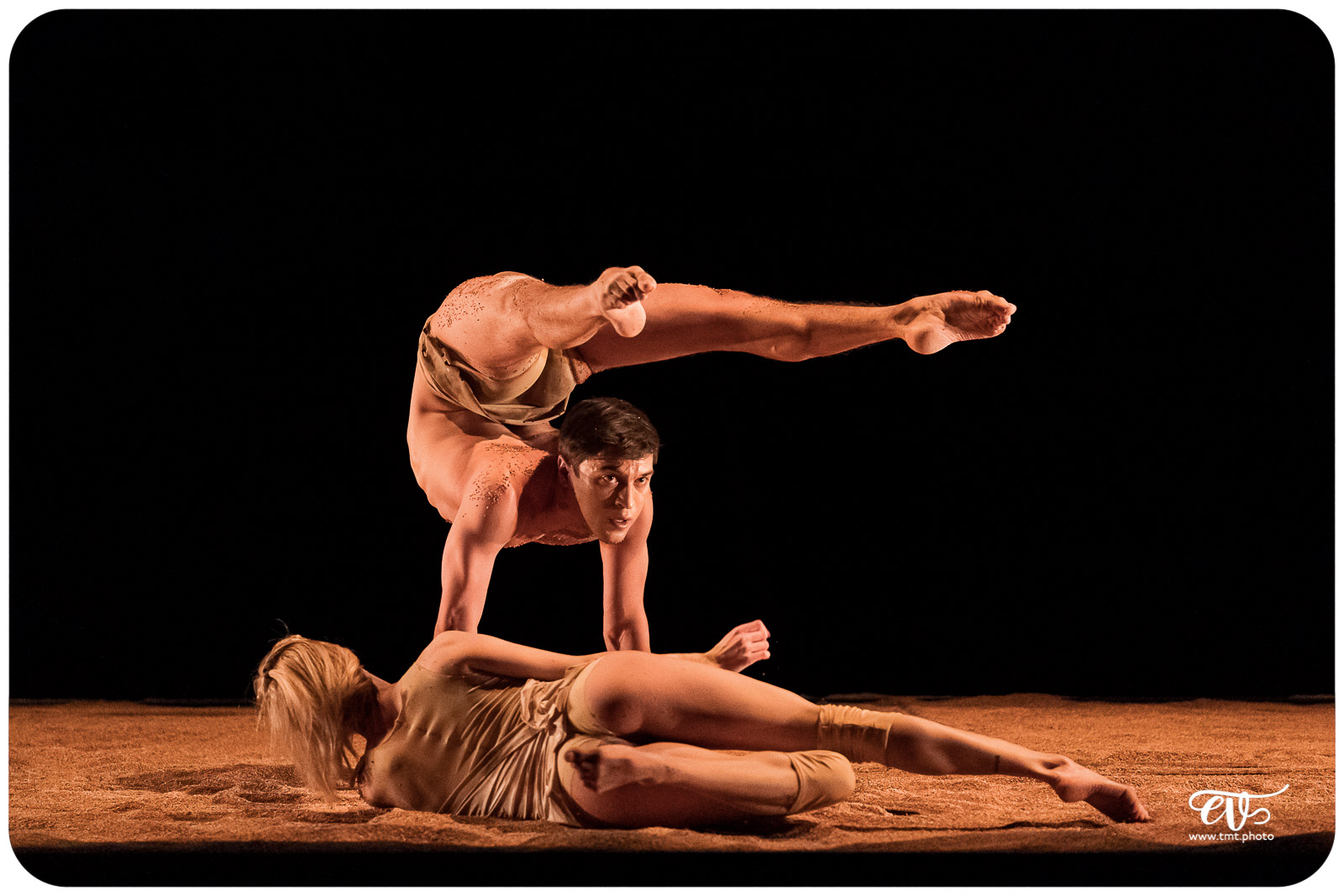 MY LAND (RECIRQUEL COMPANY)